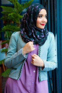 Trend Hijab Ala Artis