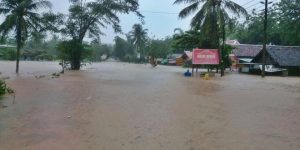 hujan deras guyur sidoarjo sekolah dasar terendam banjir